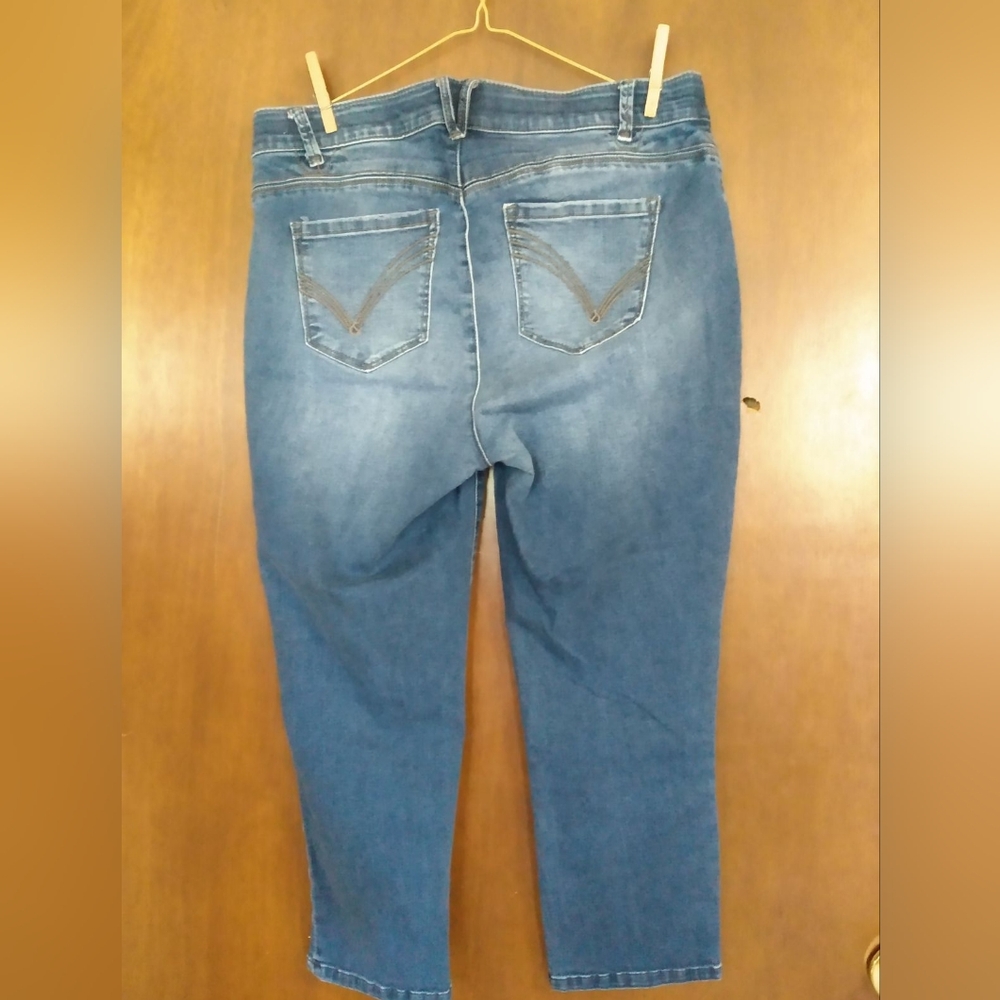 Democracy Absolution Jean Capri Size 16 - Picture 4 of 4